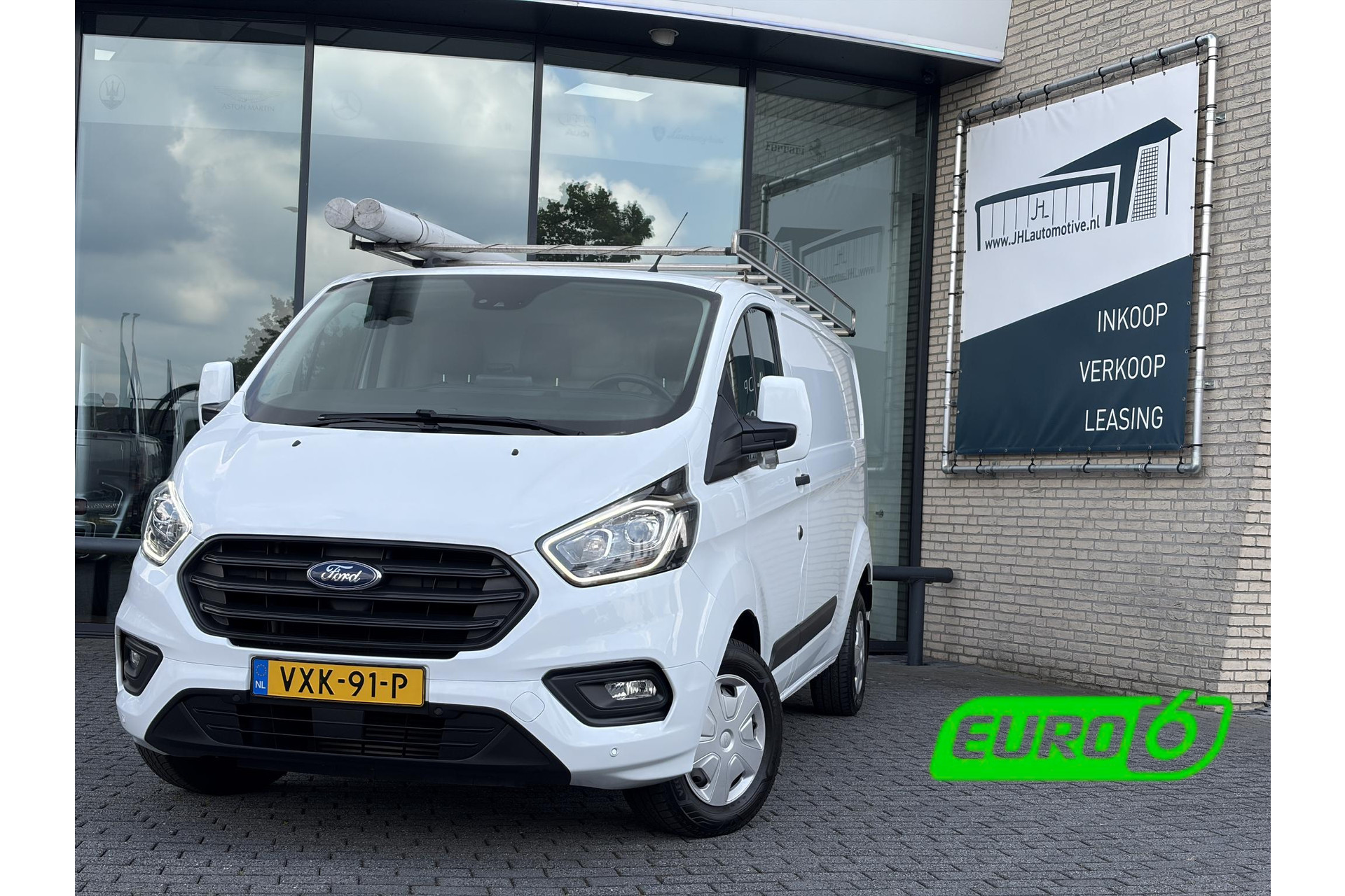 Ford Transit Custom 300 2.0 TDCI L2H1*A/C*CRUISE*3-P*CAM*HAAK*TEL*